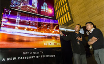 LG전자, 美 최대 기차역서 올레드 로드쇼