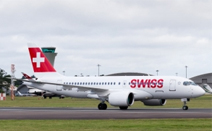 봄바디어의 C시리즈 항공기, 스위스국제항공이 공식 상업운항 시작