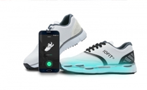 삼성전자 스핀오프 기업 솔티드벤처, 스마트 골프화 ‘아이오핏’ 킥스타터 런칭 10시간 만에 펀딩 100% 달성