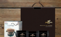 유통업계, 추석을 맞아 취미생활까지 담은 ‘이색 선물세트’ 선보여