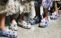 크록스, 디자이너 크리스토퍼 케인과 함께 런던 패션위크 데뷔