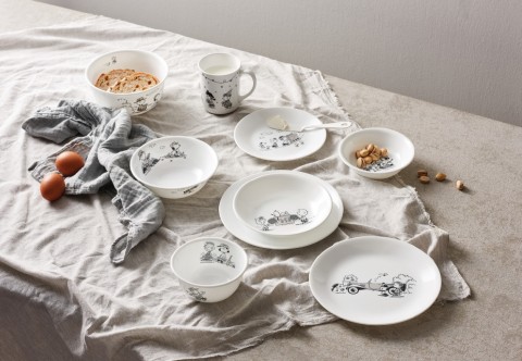 코렐, 키덜트 라인 ‘스누피 더플레이’ 출시