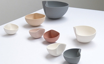 일로나 판 던 베르흐의 ‘달’ 그릇